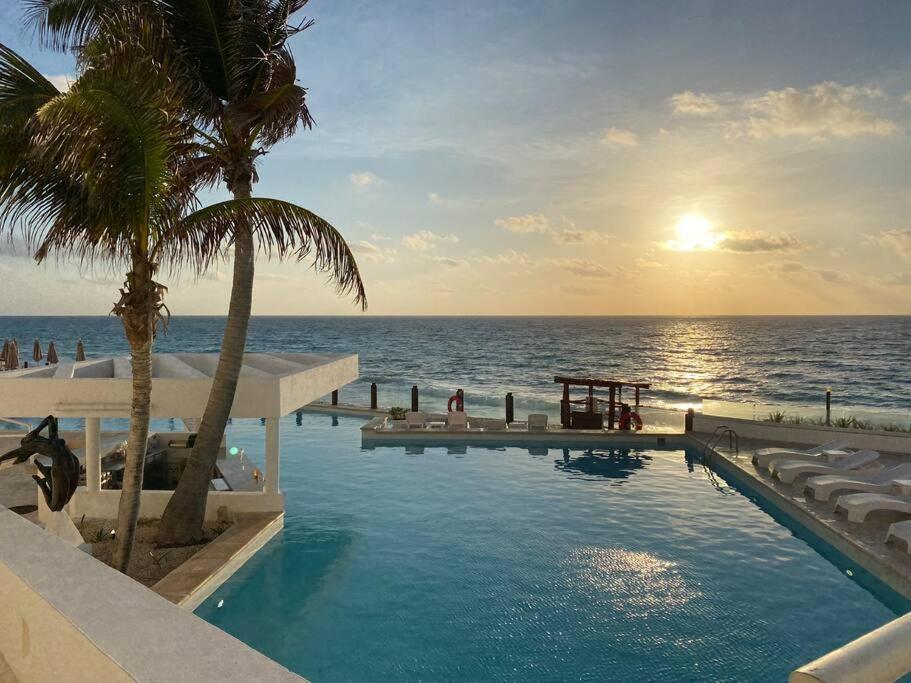 beach gym cancun